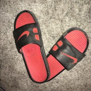 Nike slides
